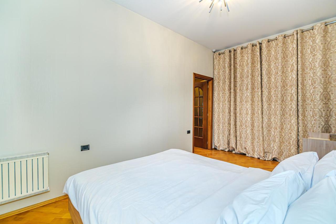 Apartamento Vip Apartamen Nizami Street Bakú Exterior foto
