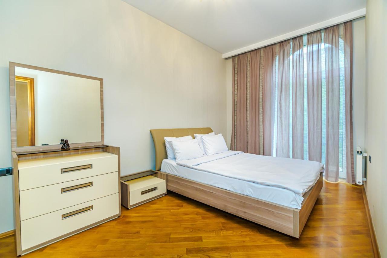 Apartamento Vip Apartamen Nizami Street Bakú Exterior foto
